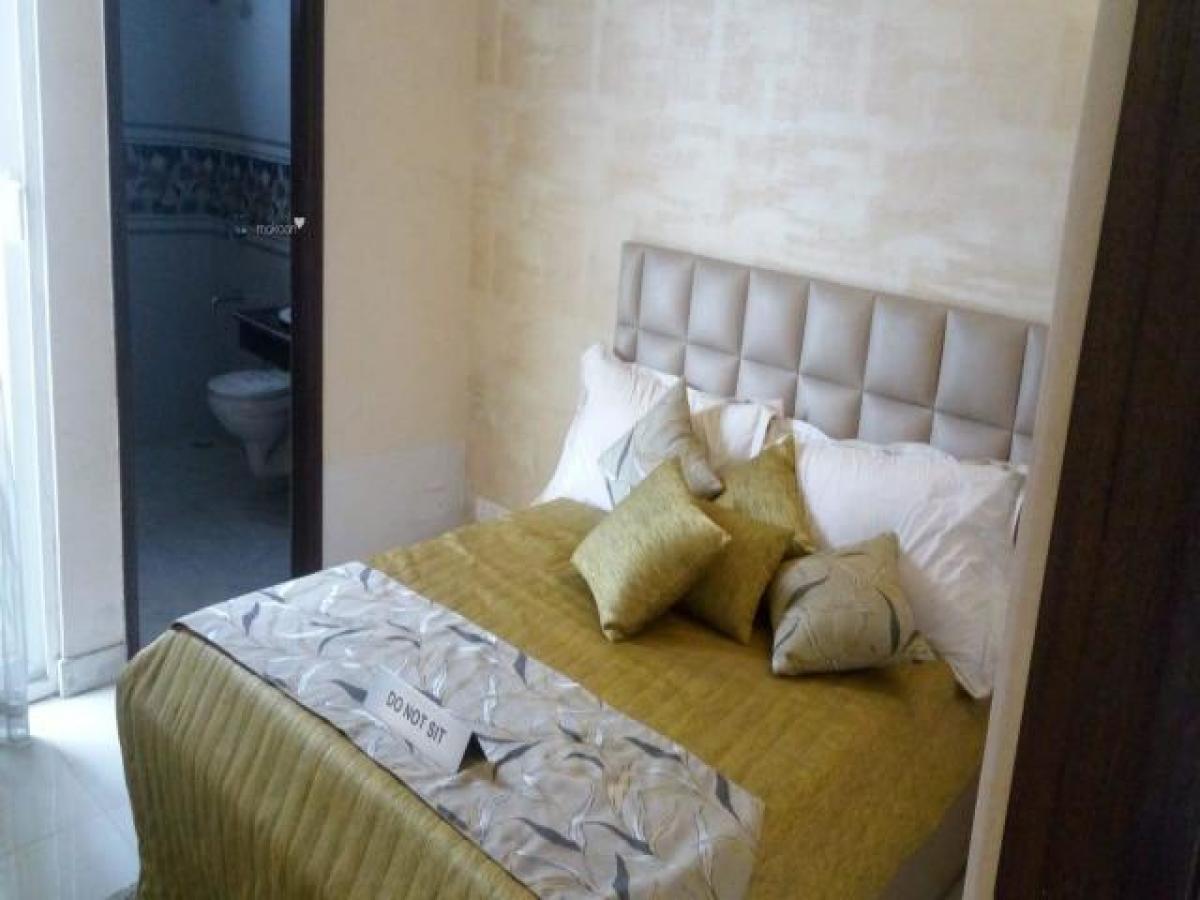 3 bedrooms House in Ghaziabad, India No. 2317