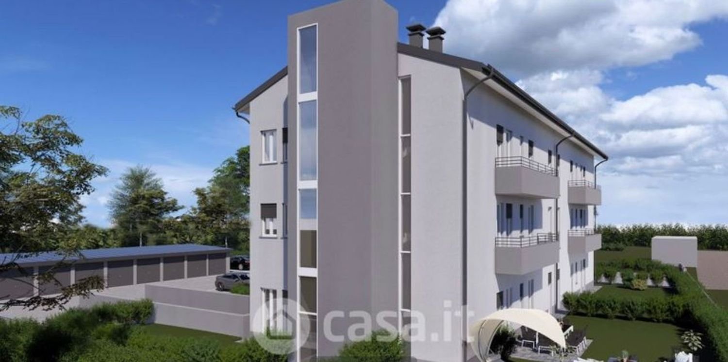 3 rooms Apartment in Lentate sul Seveso, Italy No. 3857