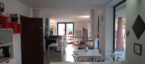 Коммерческая недвижимость 115м² в Безана ин Брианца, Италия № 359803 3