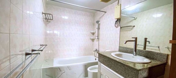 Apartamento com 2 quartos em condomínio em Sathon, Thailand N.º 9638 10