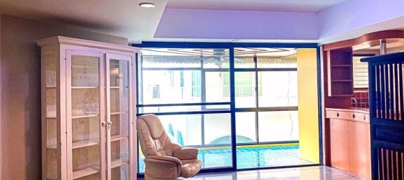 Apartamento com 2 quartos em condomínio em Sathon, Thailand N.º 9638 5