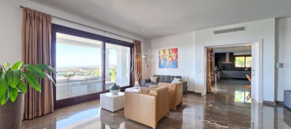 6 bedrooms Villa in Malaga, Spain No. 22692 41