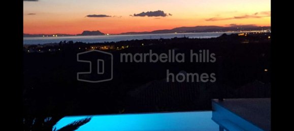 6 bedrooms Villa in Malaga, Spain No. 22692 12
