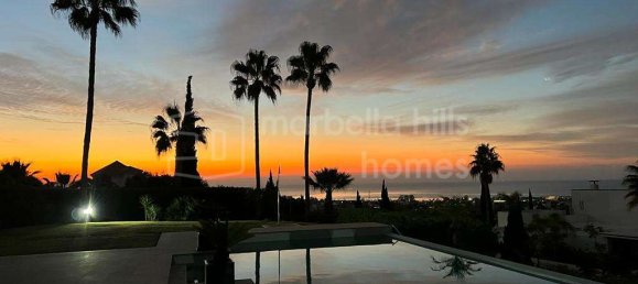 6 bedrooms Villa in Malaga, Spain No. 22692 23