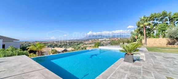 6 bedrooms Villa in Malaga, Spain No. 22692 30