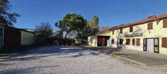 3 rooms House in Codevigo, Italy No. 214637 9