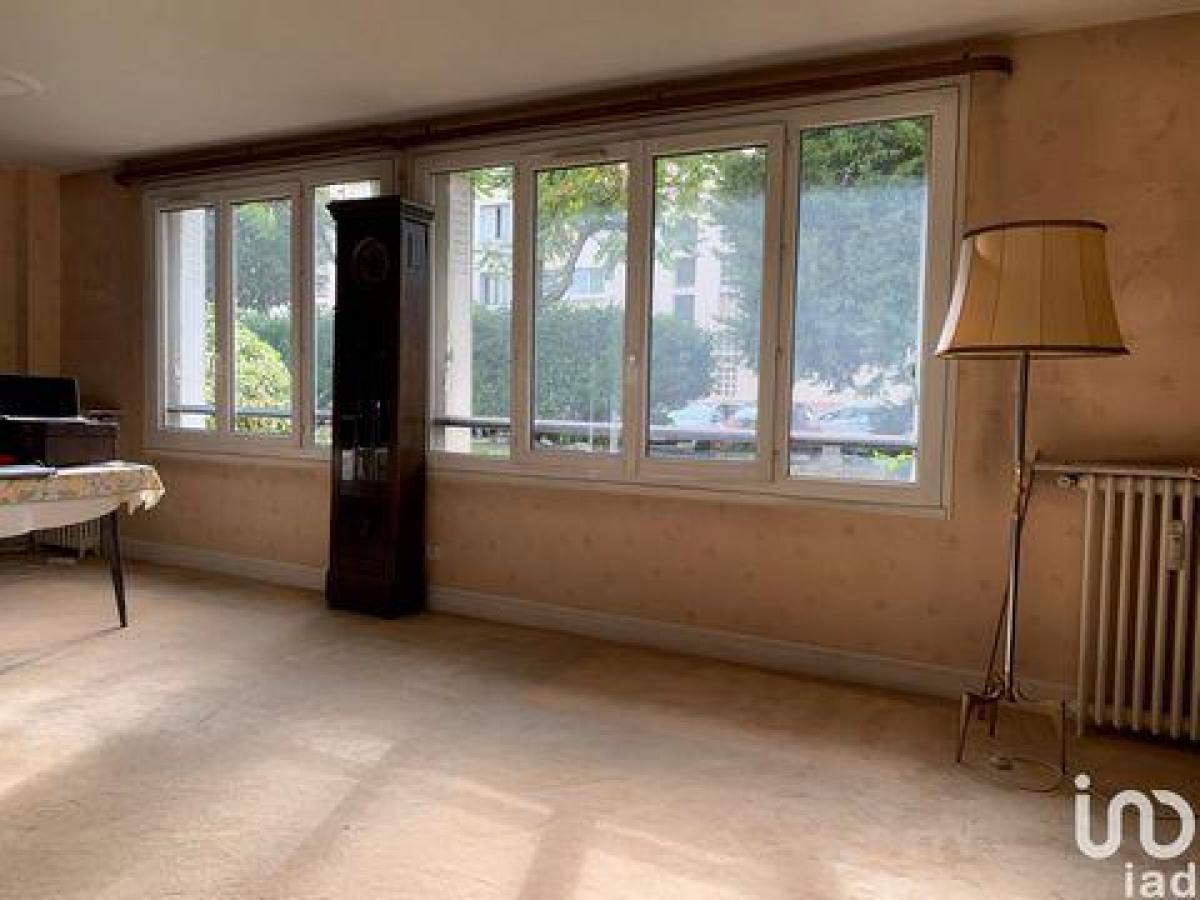 2 chambres Condo à La Courneuve, France No. 35333