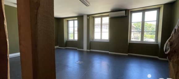 Edificio de 4 habitaciónes en Pierre-Buffiere, France No. 277327 13