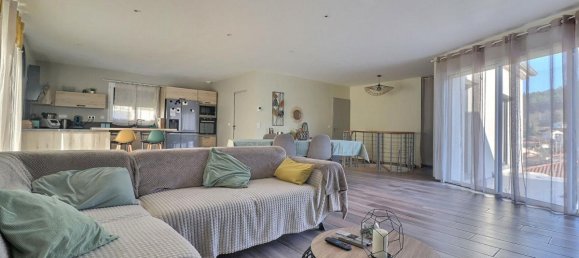 Casa T3 em Aubenas, France N.º 206646 2