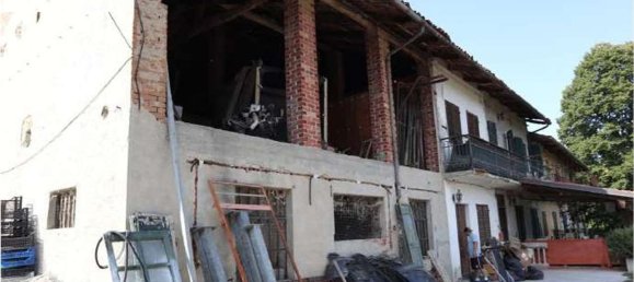 12 rooms House in Berzano di San Pietro, Italy No. 227132 30