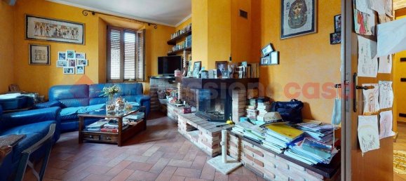 10-salle Maison à Camporgiano, Italy No. 237836 8