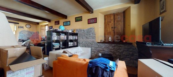 10-salle Maison à Camporgiano, Italy No. 237836 20