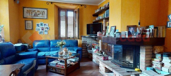 10-salle Maison à Camporgiano, Italy No. 237836 9