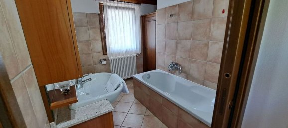 6 rooms House in Pianello del Lario, Italy No. 142836 33