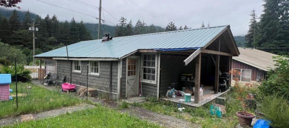 3 bedrooms House in British Columbia, Canada No. 220 8