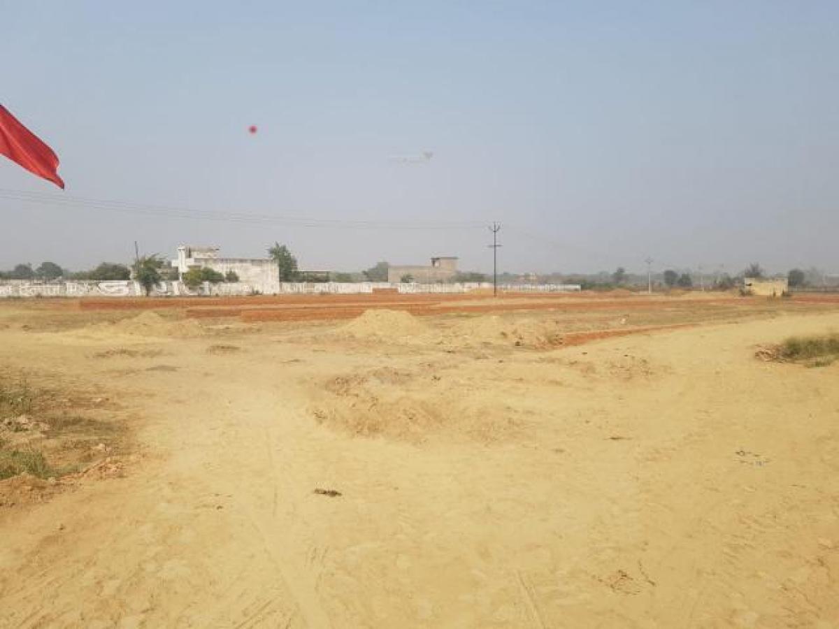  Land in Hyderabad, India No. 30305