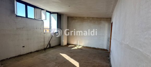 3 Schlafzimmer Doppelhaus in Acerra, Italy, Nr. 351655 5