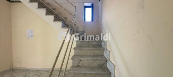 3 Schlafzimmer Doppelhaus in Acerra, Italy, Nr. 351655 3