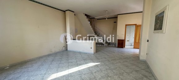 3 Schlafzimmer Doppelhaus in Acerra, Italy, Nr. 351655 13
