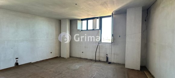 3 Schlafzimmer Doppelhaus in Acerra, Italy, Nr. 351655 4