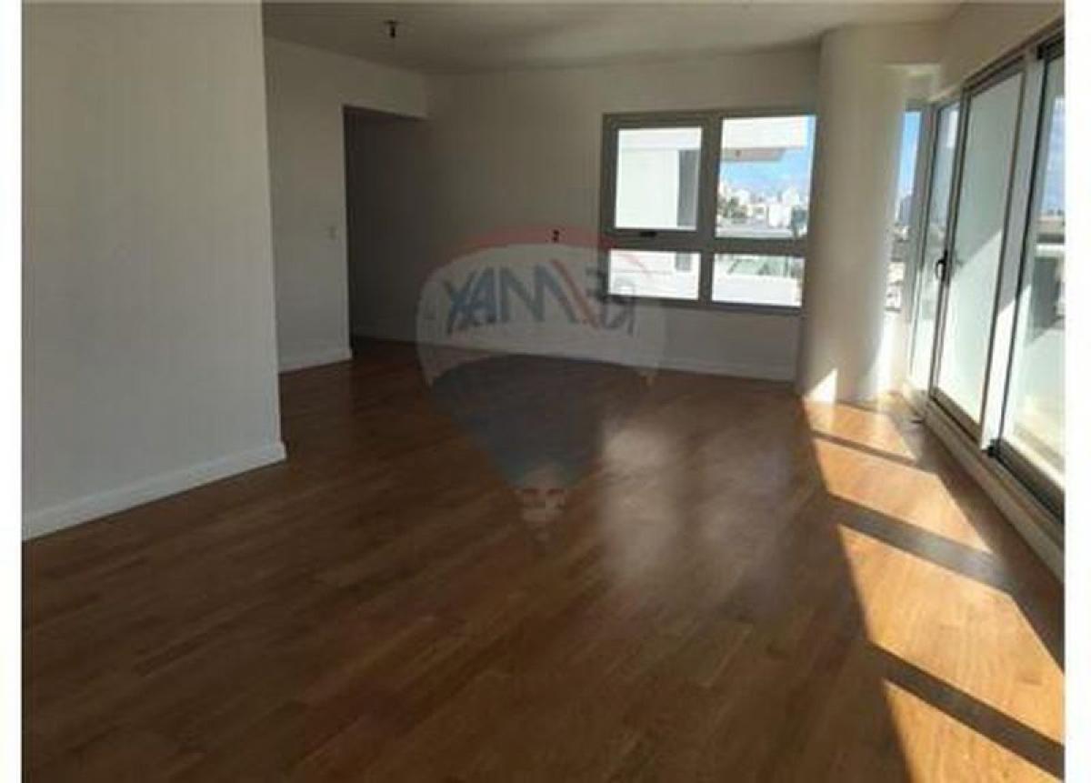 3 bedrooms Apartment in Vicente Lopez, Argentina No. 9482