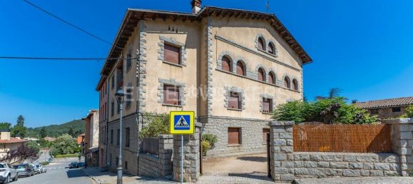 5 bedrooms Apartment in Girona, Spain No. 161756 3