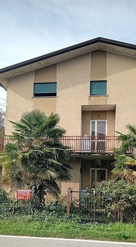 6غرفة منزل في Cittadella, Italy رقم 209335