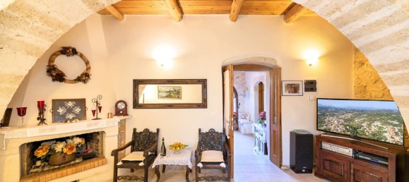 4 bedrooms Commercial property in Chania, Greece No. 124 6