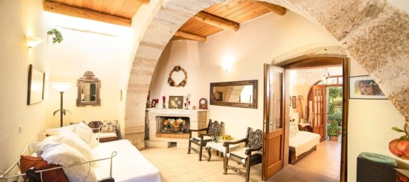 4 bedrooms House in Chania, Greece No. 124 5