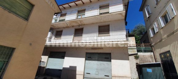 5 rooms Building in Belforte del Chienti, Italy No. 328252 3