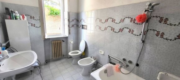 20-Zimmer Villa in Pescara, Italy, Nr. 23997 23