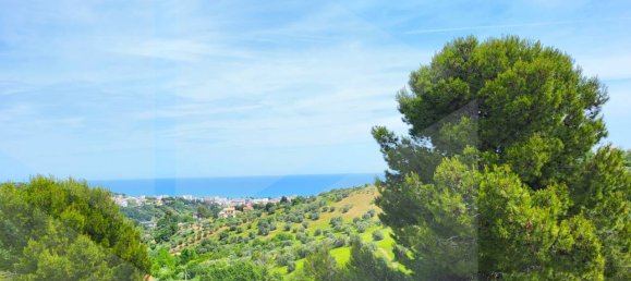 20-Zimmer Villa in Pescara, Italy, Nr. 23997 9