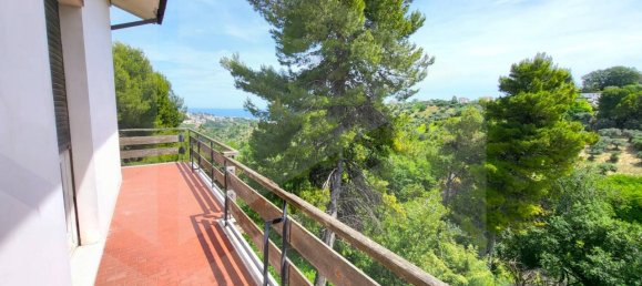 20-Zimmer Villa in Pescara, Italy, Nr. 23997 34