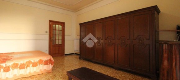 4 rooms Apartment in Sassari, Italy No. 235449 2