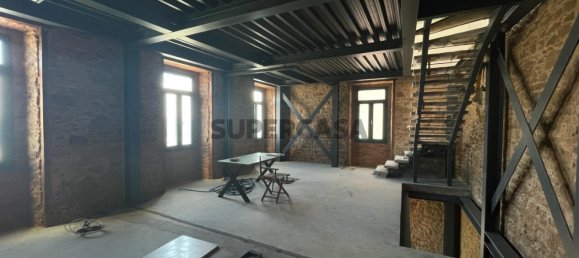 248m² Building in Ferrel, Portugal No. 156997 11