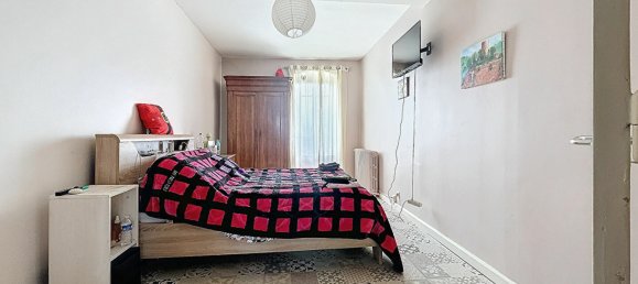 116m² Commercial property in Haute-Rivoire, France No. 204105 12