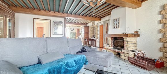 116m² Commercial property in Haute-Rivoire, France No. 204105 10