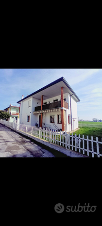 7 rooms Villa in Chioggia, Italy No. 304381