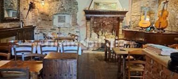 5 rooms Commercial property in Venice, Italy No. 61600 9