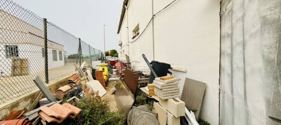  عقار تجاري في Es Castell, Spain 592متر مربع رقم 9683 3