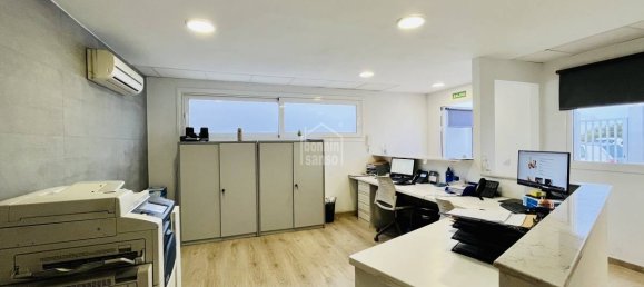  عقار تجاري في Es Castell, Spain 592متر مربع رقم 9683 12