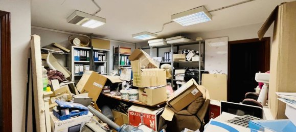  عقار تجاري في Es Castell, Spain 592متر مربع رقم 9683 5