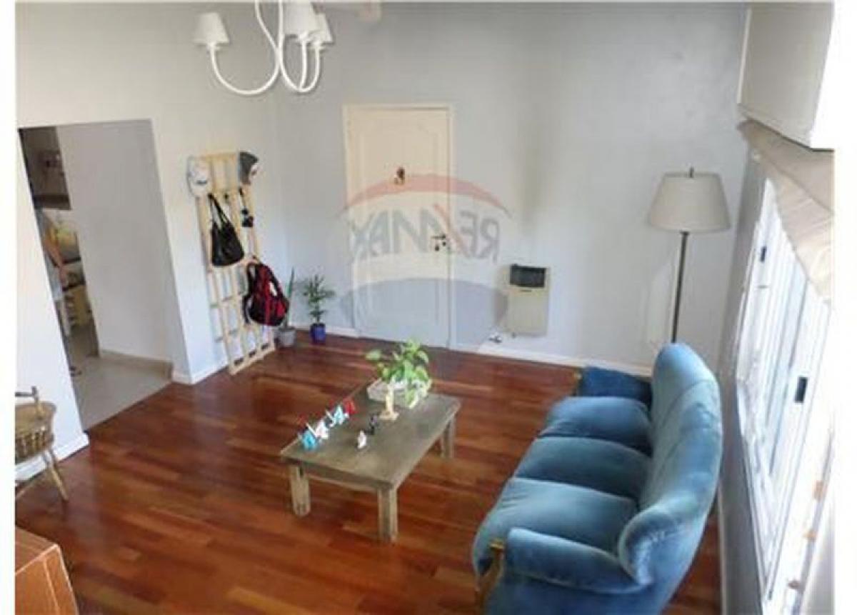 Casa T3 em Lanus, Argentina N.º 15918