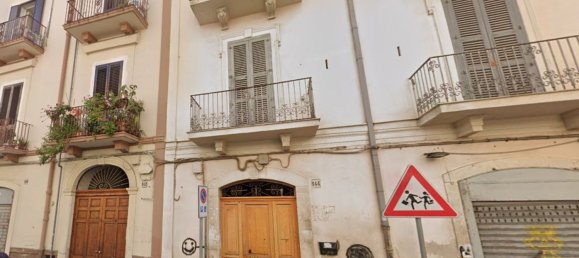 2 rooms Apartment in Bari, Italy No. 43340 5