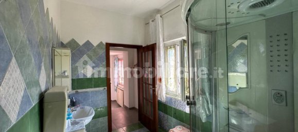 3 bedrooms Villa in Caresana, Italy No. 325022 7