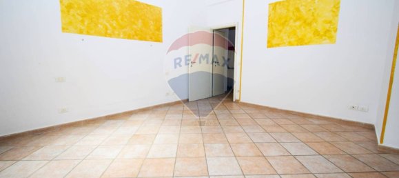 2 chambres Appartement à Livorno, Italy No. 10644 3