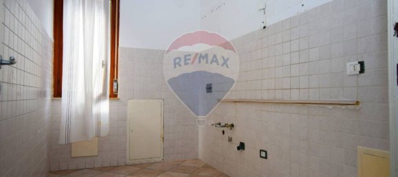 2 chambres Appartement à Livorno, Italy No. 10644 13