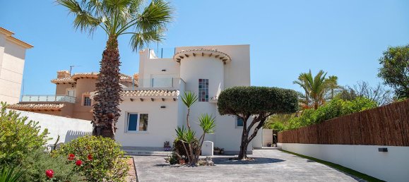4 Schlafzimmer Villa in Playa Flamenca II, Spain, Nr. 518 2