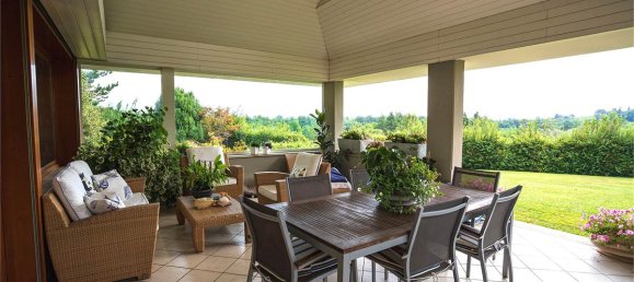 Villa de 3 dormitorios en Guanzate, Italy No. 67934 11