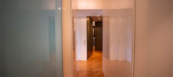 Villa de 3 dormitorios en Guanzate, Italy No. 67934 18